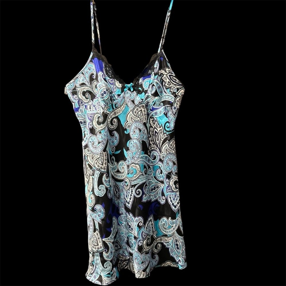 Apt. 9 Women's Paisley Camisole - Black and Blue
